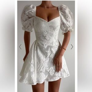 Showpo - PUFF SLEEVE FIT AND FLARE DRESS IN WHITE - like new worn once